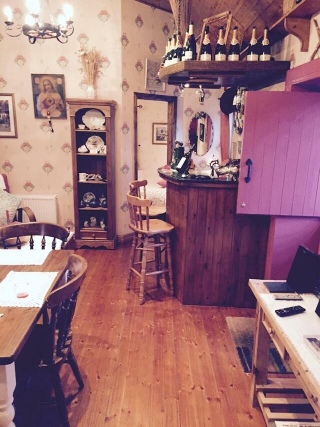 Donegal Town Teresas Cottage מראה חיצוני תמונה